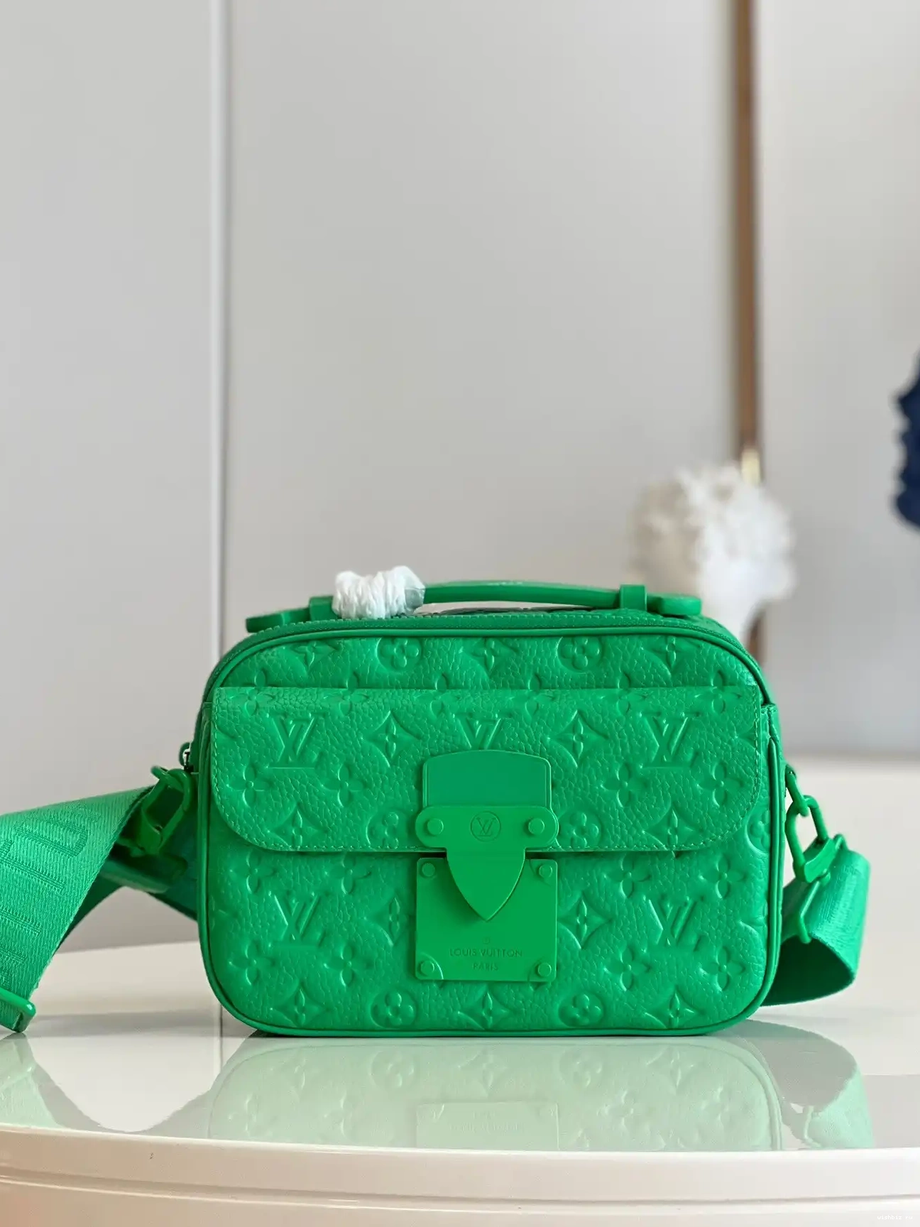 WIS MESSENGER VUITTON LOUIS S LOCK 0513